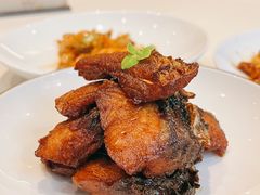 上海熏鱼-老正兴菜馆(福州路店)