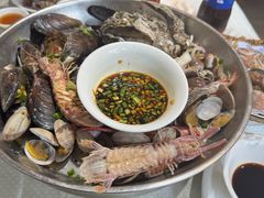 蒸锅杂鲜-好兄弟郭巨海鲜(天一阁店)