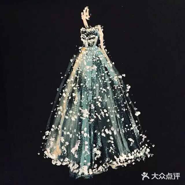 美女的服装手绘作品，又一次被震惊了🍃🍃