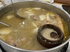-朴小妹人参鸡汤火锅(长白山万达店)