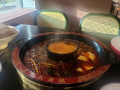 秘制番茄鸳鸯锅-三江两海老火锅(北京首店)