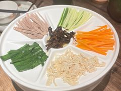 -云海肴云南菜(浦江欢乐颂店)