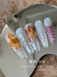 点击看大图 -小乐化妆美甲半永久培训学校