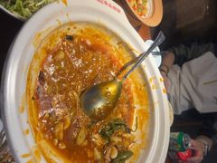 -魏铭鱼头捞饭(晋阳路店)