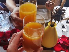 柠檬茶-YUE·6·西式融合餐厅(外滩六号店)