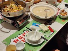 -鑫小城故事·藕汤·家常菜(台北一路总店)