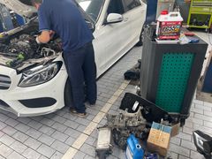 -畅通航行汽车钣金喷漆 无痕修复·局部喷漆