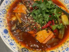 -吴越荣记苏州菜·松鼠桂鱼100%活鱼现做(斜塘老街店)