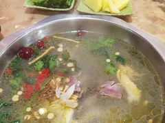 -乙丙丁正宗昭通天麻火腿鸡(总店)