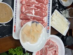 -楼外楼大刀肉传统火锅居(繁荣路店)