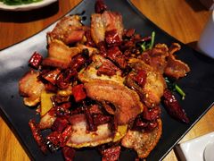 -隔壁老王·家常云南菜(花巷店)