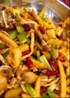 干锅牛蛙-馋嘴蛙火锅