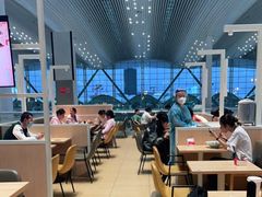 -遇见小面(白云机场T2安检外店)
