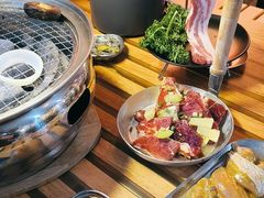 -叽叽扎扎烤肉场(生态城万达店)