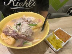 過橋米線-谭仔云南米线(粉岭车站路店)