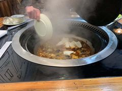 -三里屯土灶炖公鸡地锅鸡(江东店)