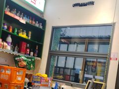 -晓彭肥肠鸡·泡椒鸡火锅(水木天地店)