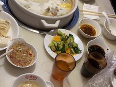 -小骨煲金华砂锅(转塘金街美地店)
