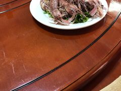 -鸿运美食府