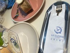 -LE SAPHIR 莎菲尔菓子(和兴店)