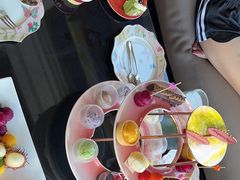 -亚龙湾喜来登·美景台大堂吧