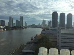 曼谷湄南河畔华美达广场酒店-曼谷湄南河畔华美达广场酒店