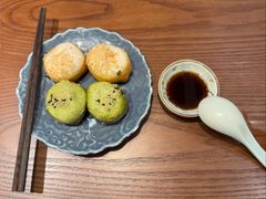 荠菜大虾双拼-鑫震源·苏式大虾生煎(山塘街店)