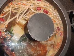 -晓宇重庆火锅(西安荟聚店)