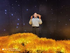 -厦门帷幕开啦红地毯蜡像艺术馆