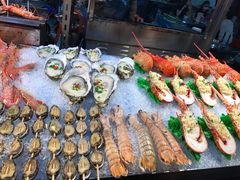 -六合夜市