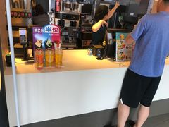 -麦当劳(卫星广场店)