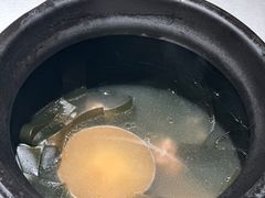 -八府香鸭·啫啫煲(华山路店)