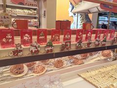 -沪上阿姨·臻选茶饮(上海环球港店)