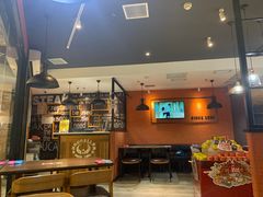 -豪客来牛排(空港华联店)