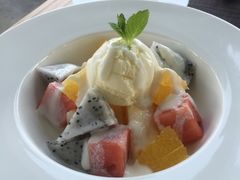 -四月吧餐厅(正阳步行街店)