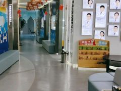 -极光口腔·矫正种植修复(锦江店)