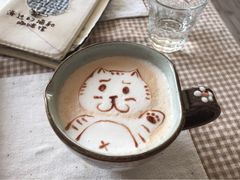 海边的猫和咖啡馆-海边的猫和咖啡馆