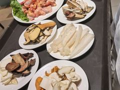 -天宜隆蘑菇宴火锅(石景山旗舰店)