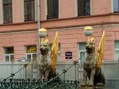 -滴血救世主教堂