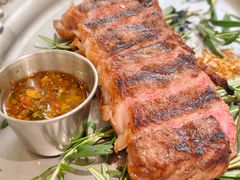 -LESCEDARS Brasserie Bistro香柏树