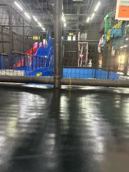-零重力蹦床空间·滑梯·海洋球·团建(奥特莱斯店)