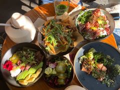 烤三文鱼沙拉-O'mills Sourdough Bakery&Bistro(永嘉路店)