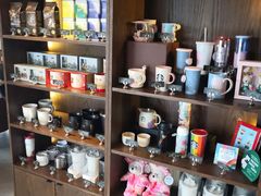 零售区-星巴克(舟山蜈蚣峙店)