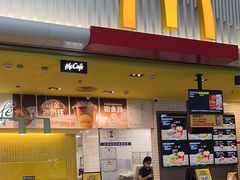 -麦当劳(深圳北站B2检票口楼上)