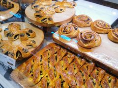 -巴黎贝甜(华堂新辰汇店)