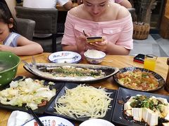 -外婆船宴餐厅·外婆喊你回家吃饭