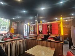 大堂-尊宝比萨(万科金色城市店)