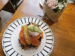 三文鱼水波蛋松饼-AFS Cafe & Canteen(闽江二路店)