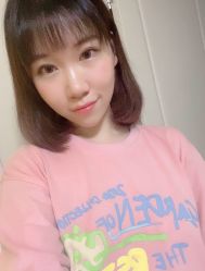 -MODEL'S HAIR