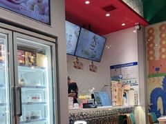 -DQ·蛋糕·冰淇淋(大宁国际商业广场店)